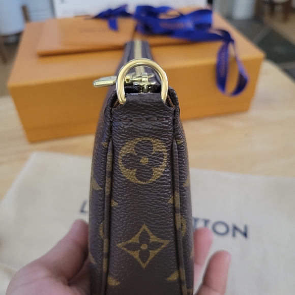 ❌️SOLD❌️ - Picture 5 of 15